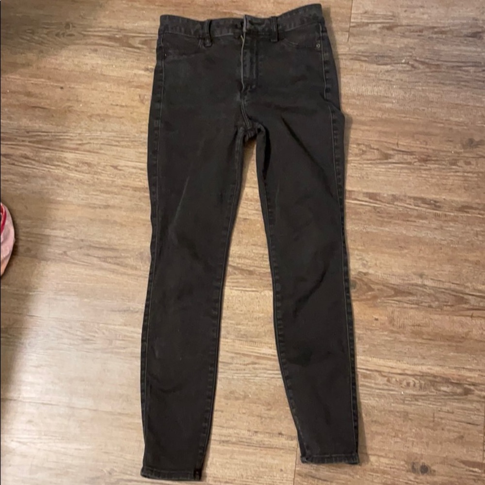 Black high waisted jeans